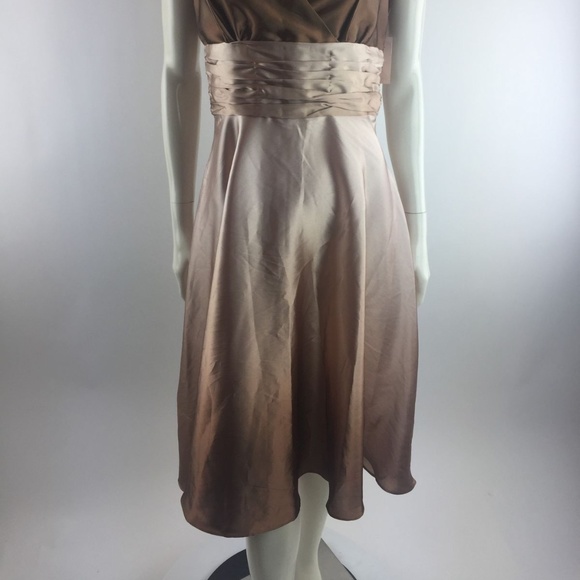 "The Elizabeth"' Dress 💕 - Picture 2 of 8